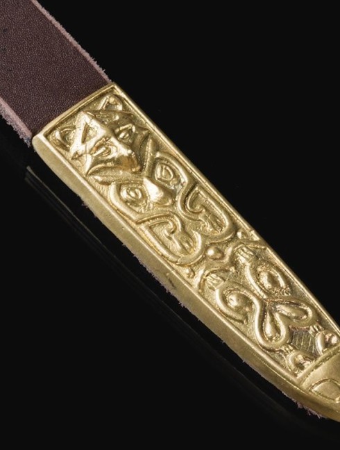 Scandinavian leather belt, X century Cinture