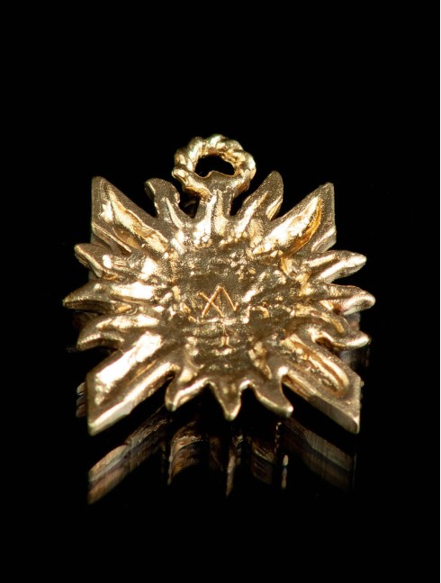 Medieval bronze badge 