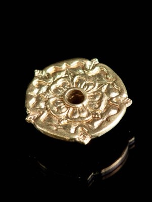Medieval heraldic eyelet mount “Rose”, 1400-1500 years (5 pcs) Monturas de cinto