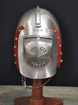Bascinet of 1380-1410 years, from Higgins Armoury Museum Armadura de placas