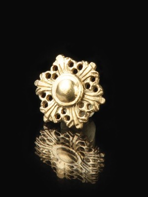 Medieval Swedish button of 17 mm Buttons, hooks, pins