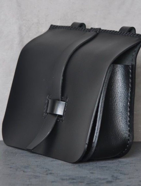 Small leather belt bag Bolsos