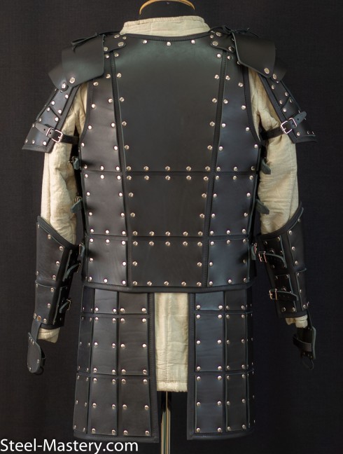 Leather armour in style of Game of Thrones Plattenrüstungen