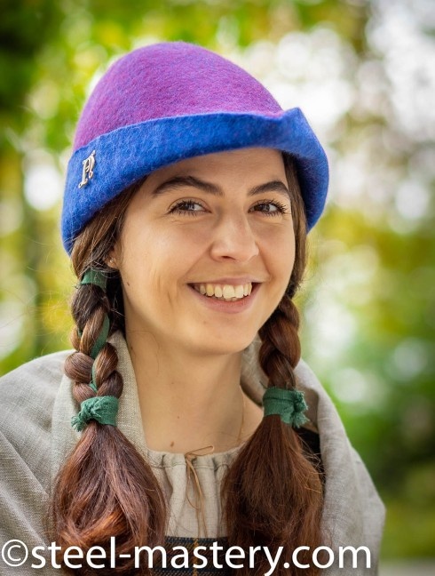 Two-coloured Tyrolean hat Kopfbedeckungen