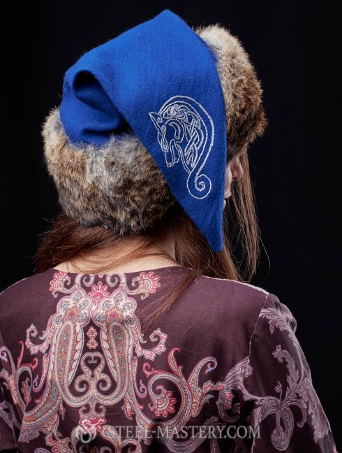 Viking hat with emroidery Prendas para la cabeza