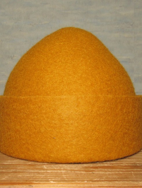 Medieval cone hat Copricapo