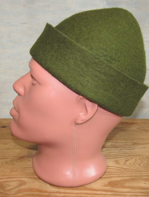 Medieval cone hat Copricapo