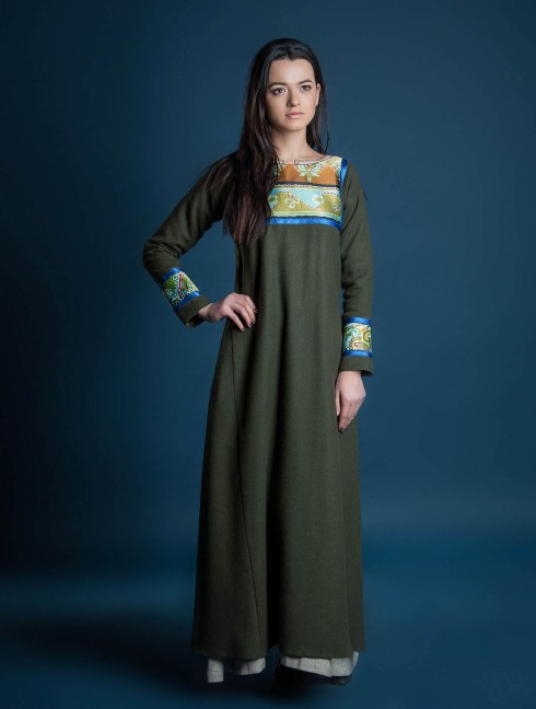 Women's viking outfit "Freyja style" Vêtements médiévaux
