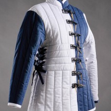 Women's gambeson image-1