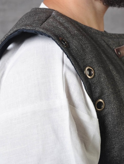 Medieval epoch doublet in Renaissance style Armadura acolchada preparada