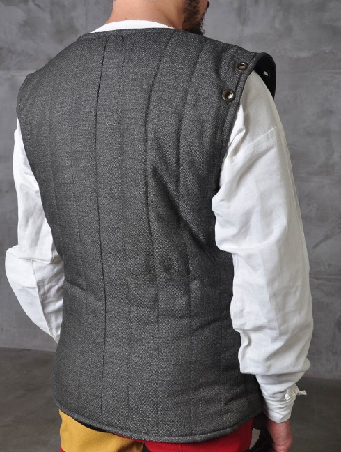 Medieval epoch doublet in Renaissance style Armadura acolchada preparada