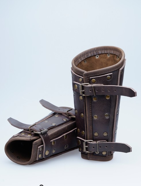 Leather bracers from armor costume in style of Bëor the Old Corazza