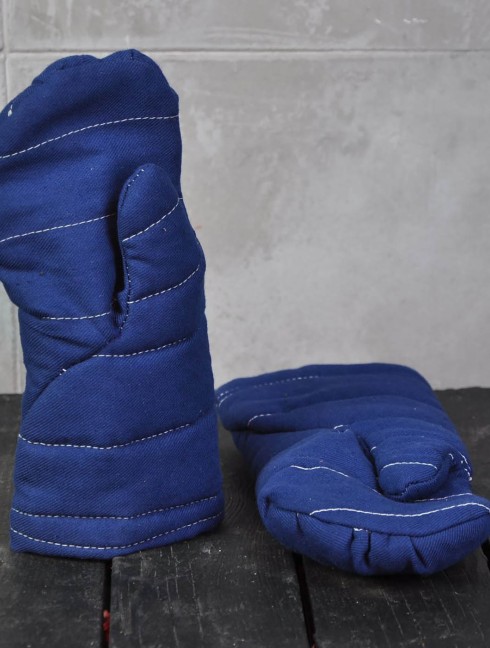 Padded mittens for medieval fencing Gepolsterte handschuhe und fäustlinge