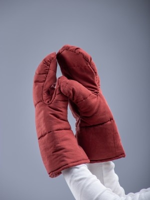 Padded mittens for medieval fencing Gants et mitaines gambisonnés