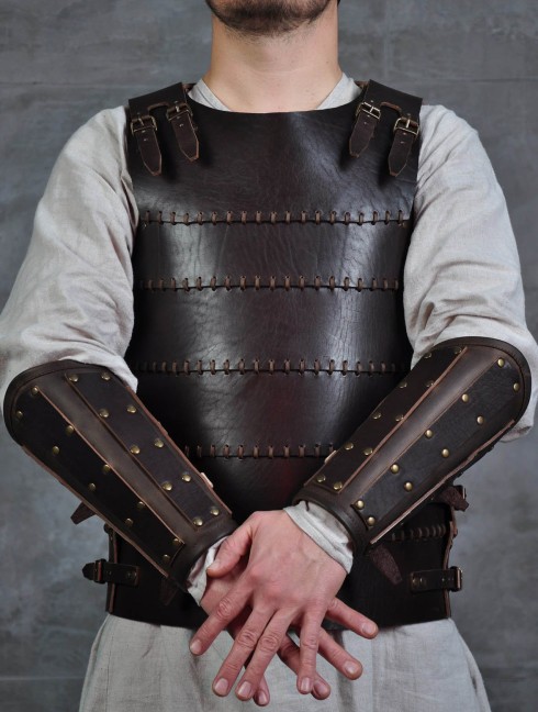 Leather armor costume in style of Bëor the Old Armure de plaques