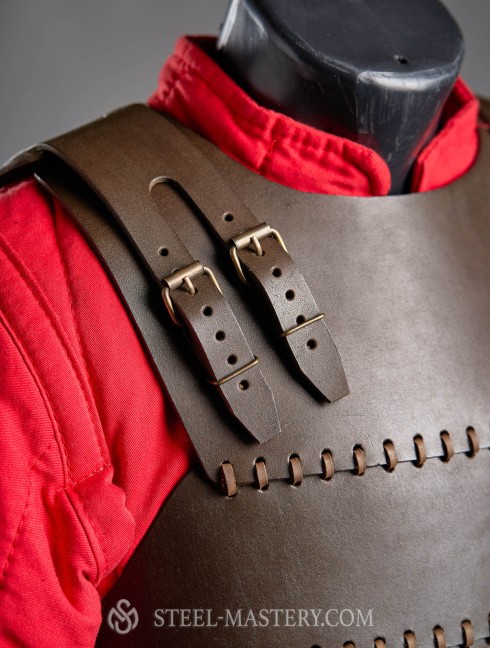 Cuirass, part of Leather armor costume in style of Bëor the Old Plattenrüstungen