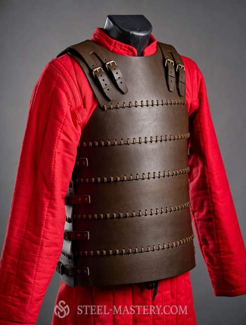Cuirass, part of Leather armor costume in style of Bëor the Old Armure de plaques