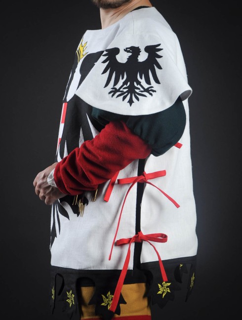 Tabard with black eagle with crown Body