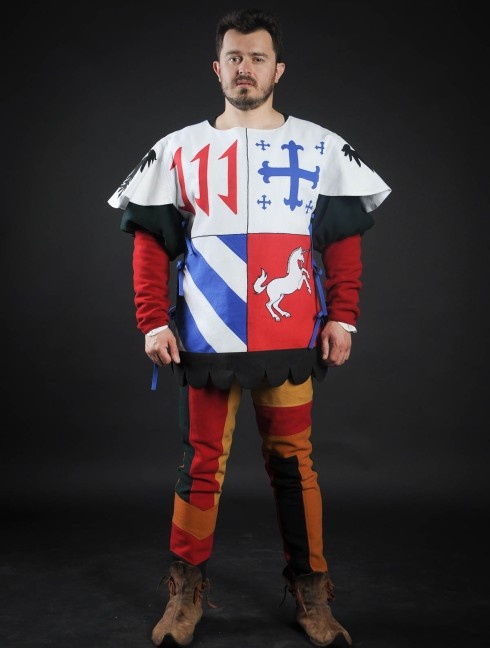Quarter colored tabard with unicorn Vestiario medievale