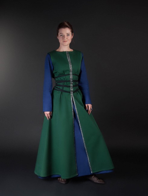 Medieval style dresse "Retenue" Vêtements médiévaux