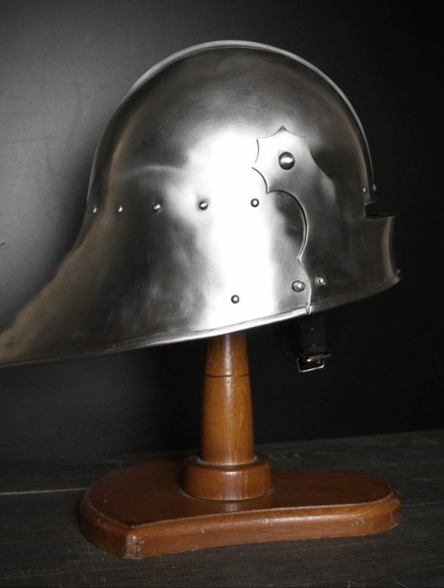 German Gothic Sallet, XV-XVI century Armure de plaques
