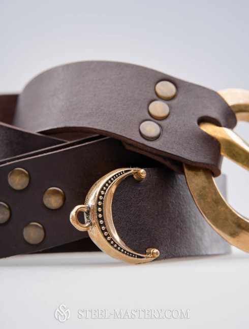 Leather belt with "Orlamunde" buсkle,  14-15th century Belts
