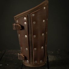 Leather brigandine bracers image-1