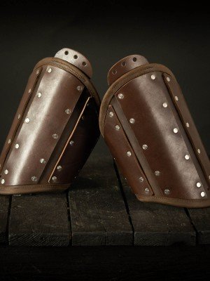 Leather brigandine protection of upper part of arm