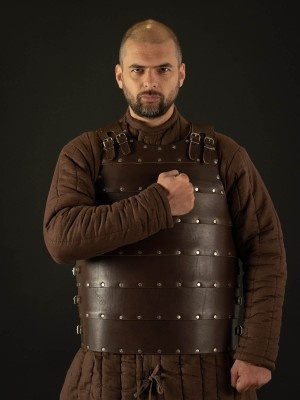 Leather brigandine in style of 14th century Armadura de placas