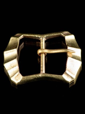 Medieval fluted buckle, XIV-XVI centuries Fibbie