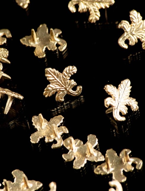 Medieval belt mount “Leaf”, 1360-1500 years (10 pcs) Monturas de cinto