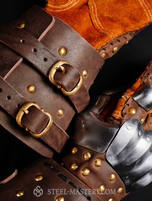 Visby brigandine gauntlets Brigantinenhandschuhe und -Fäustlinge