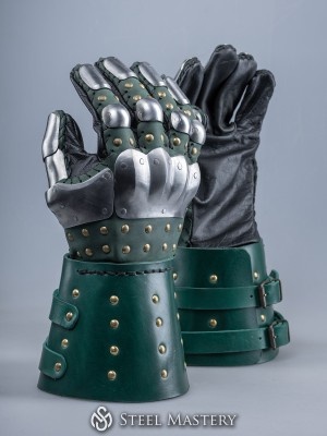 Visby brigandine gauntlets