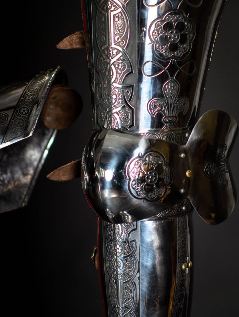 Full plate legs, part of full plate armor (garniture) of George Clifford, end of the XVI century  Plate armor