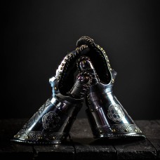 Gauntlets, part of full plate armor (garniture) of George Clifford, end of the XVI century image-1