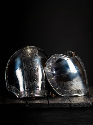 Plate pauldrons, part of full plate armor (garniture) of George Clifford, end of the XVI century