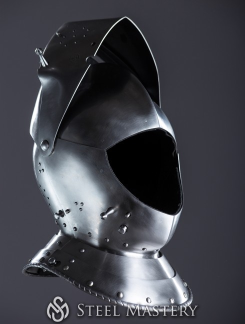 Armet, part of full plate armor (garniture) of George Clifford, end of the XVI century Plattenrüstungen