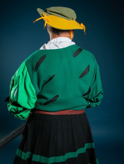 Landsknecht hat with bows Prendas para la cabeza