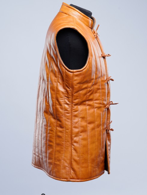 Leather sleeveless gambeson 