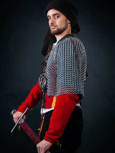 Chainmail camisole for arm doublet for covering armpits Kettenrüstungen und -Hemden