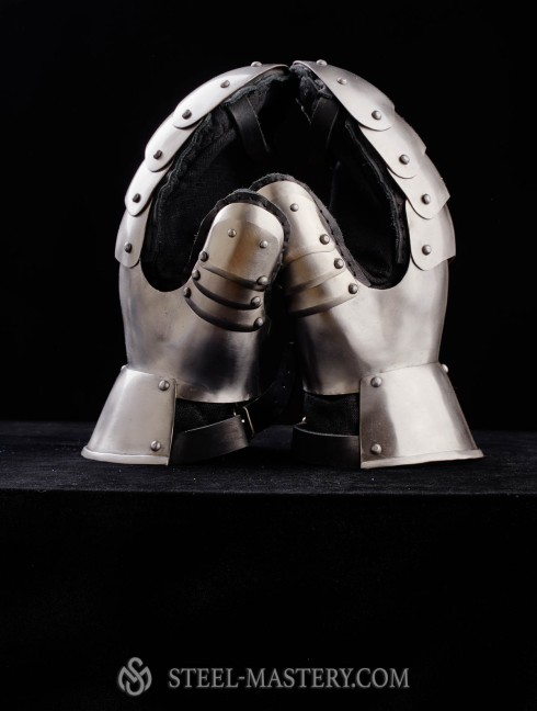 Plate gloves for modern sword fencing Plate armor