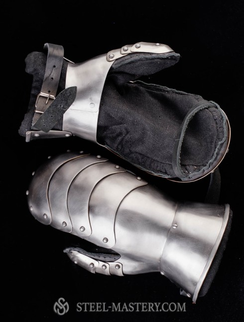 Plate gloves for modern sword fencing Armure de plaques