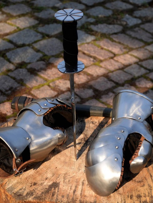Plate gloves for modern sword fencing Plattenrüstungen