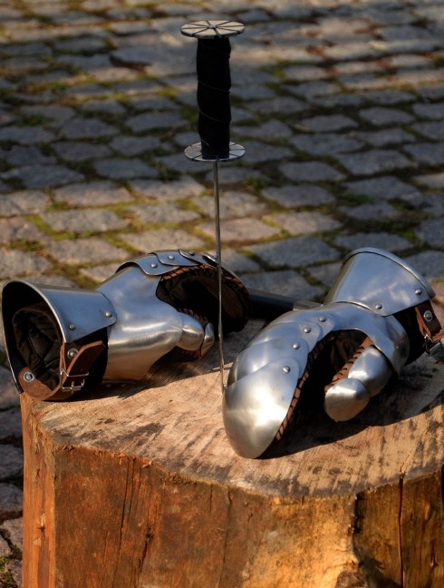 Plate gloves for modern sword fencing Plattenrüstungen