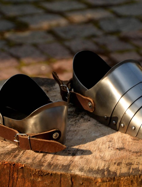 Plate sabatons for modern sword fencing Plattenrüstungen