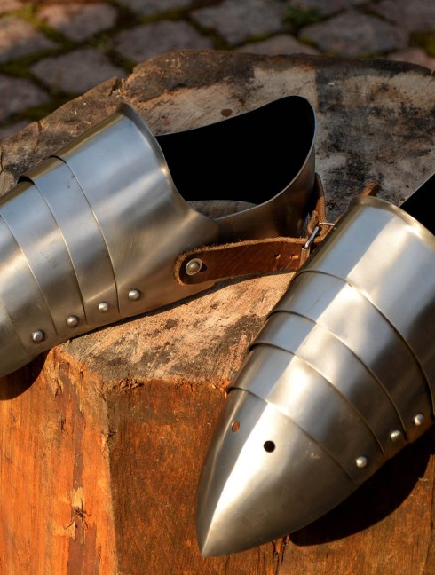 Plate sabatons for modern sword fencing Armure de plaques
