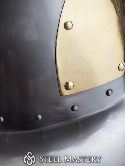 Chapel with bar grill and mail aventail - Louis Armure de plaques