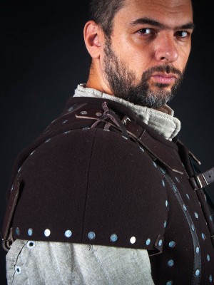 COVERED ROUND PAULDRONS