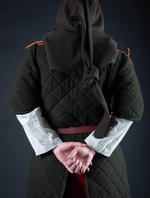 Gambeson with elbow-lenght sleeves Gambison