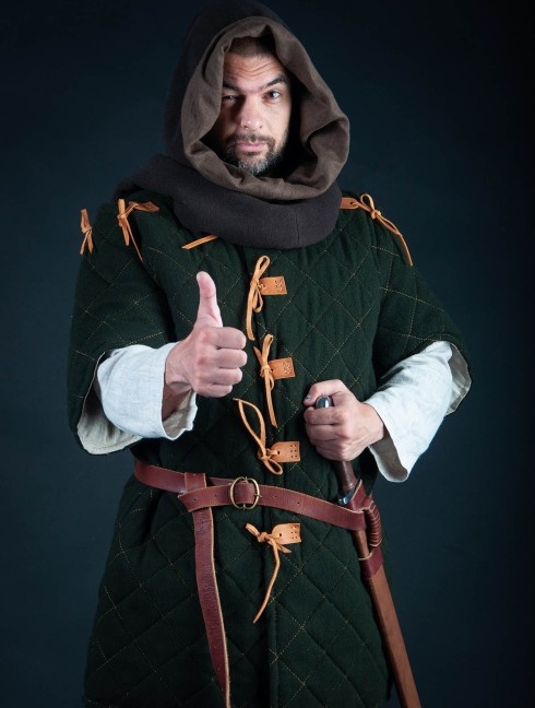 Gambeson with elbow-lenght sleeves Gambesón.